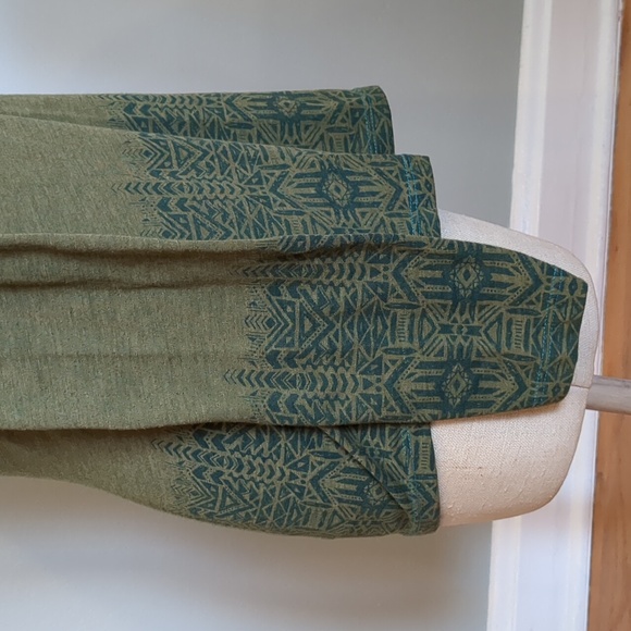 Marmot Scoop Neck Long sleeve tee olive & turquoise Size medium - Picture 7 of 14